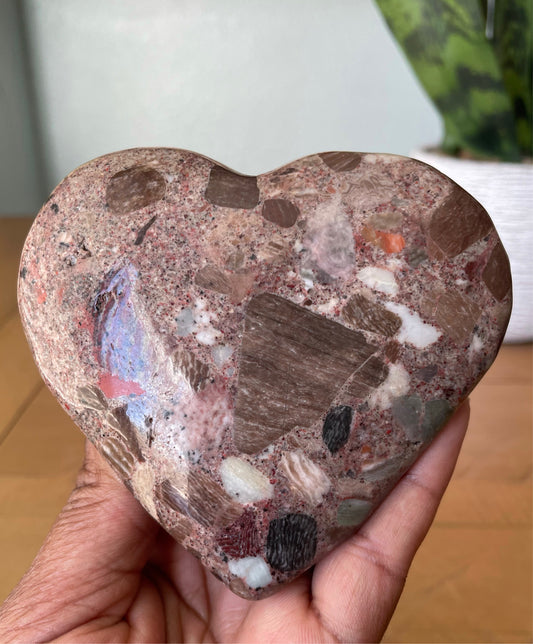 “A thin line” Pudding Stone Heart (4)