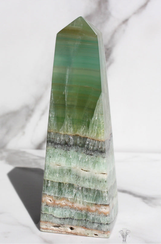 Green “Kiwi” Calcite Obelisk Tower| A